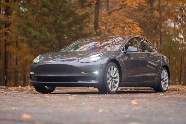 Brugt vs. Ny tesla model y: Hvilken er det bedste køb?